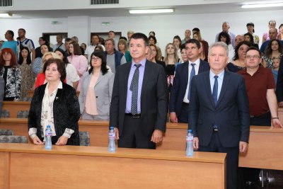 Дипломира се 27-ят випуск на Правно-историческия факултет на ЮЗУ ...